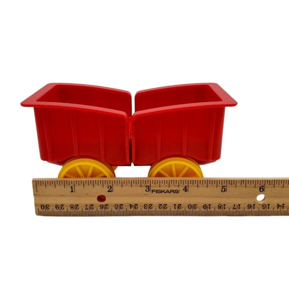 My Smartmax Magnetic Kid's Train Replacement Red Cart Toy (Comes in 3 pieces) - Picture 4 of 4